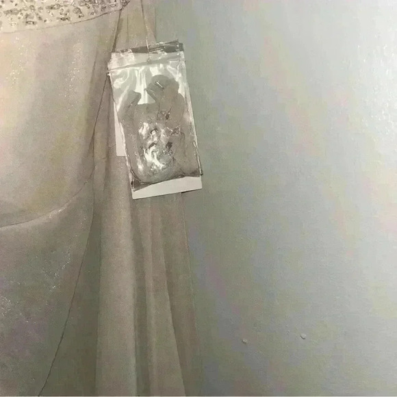 David’s bridal dress new with tags size 10 - Picture 8 of 8